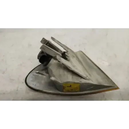 Clignotant avant gauche bmw serie 3 e46