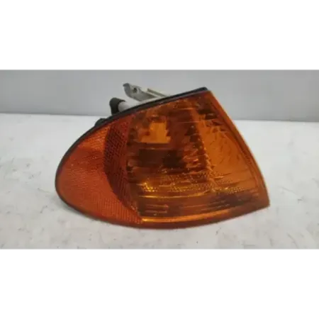 Clignotant avant droit bmw serie 3 e46