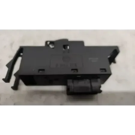 Commande leve-glace porte avant droit bmw serie 3 e46