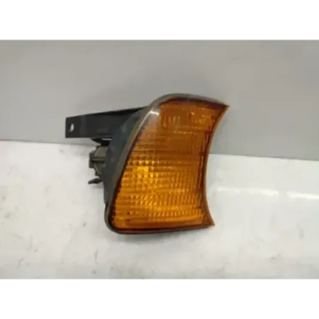 Clignotant avant droit bmw serie 5 e34