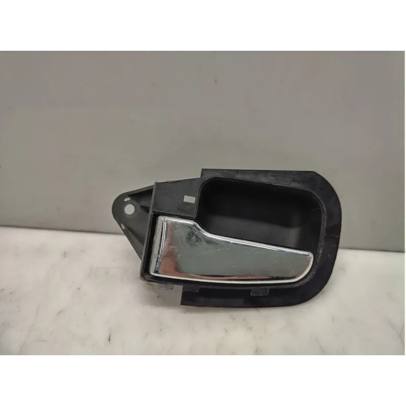 Poignee interieur porte arriere gauche bmw serie 3 e36
