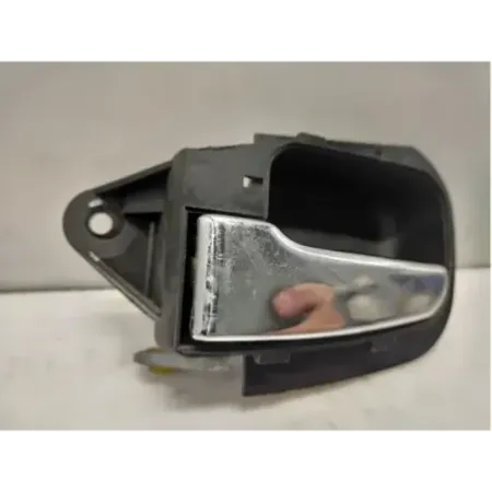 Poignee interieur porte arriere gauche bmw serie 3 e36