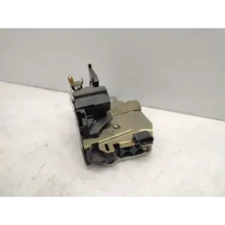 Serrure porte avant droit bmw serie 3 e36