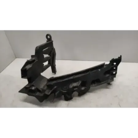 Support phare gauche audi q5