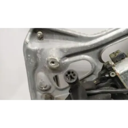 Leve-vitre arriere gauche bmw serie 3 e30
