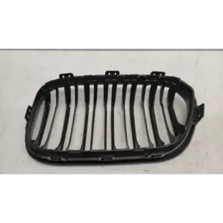 Calandre droit bmw serie 1 f20/f21