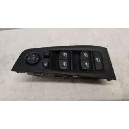 Commande leve-glace porte avant gauche bmw serie 1 f40