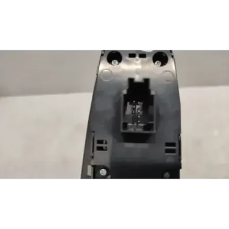 Commande leve-glace porte avant gauche bmw serie 1 f40