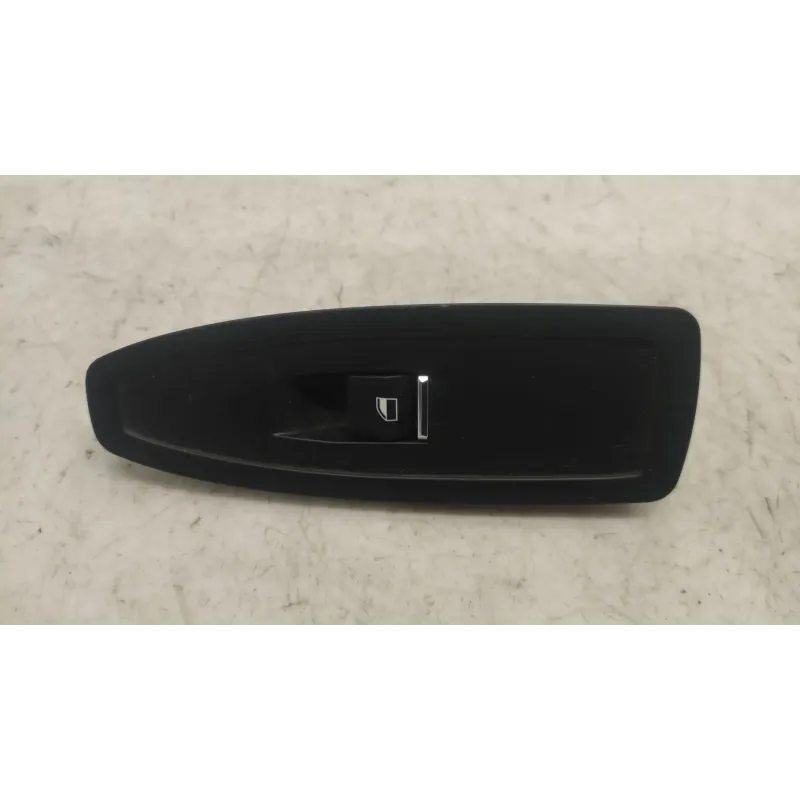 Commande leve-glace porte avant droit bmw serie 1 f20/f21