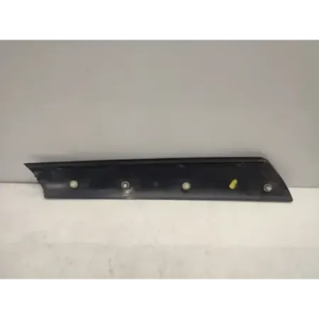 Montant de pare brise avant droit mini r50