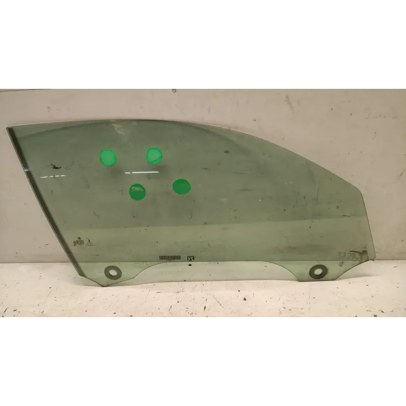 Glace porte avant droite bmw serie 1 f20/f21