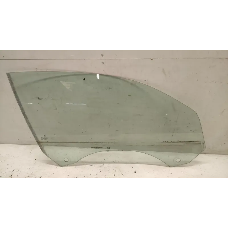 Glace porte avant droite bmw serie 1 e82/e88