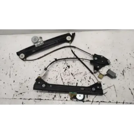 Mecanisme + moteur de leve-glace avant gauche bmw serie 1 f20/f21