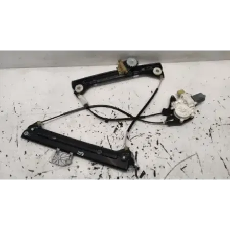 Mecanisme + moteur de leve-glace avant gauche bmw serie 1 f20/f21