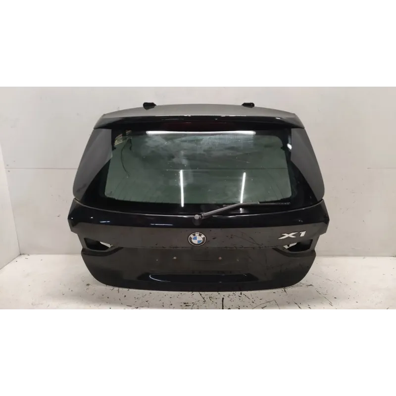 Malle / hayon / coffre bmw x1 e84