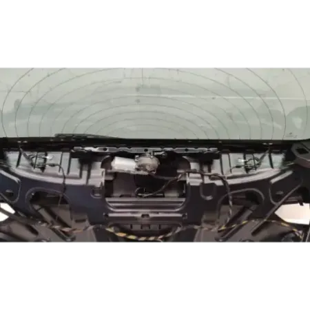 Malle / hayon / coffre bmw x1 e84