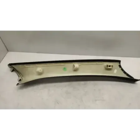 Montant de pare brise avant gauche bmw x1 e84