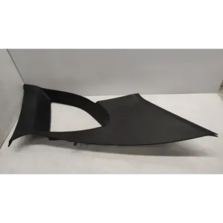 Montant de lunette arriere droit bmw x1 e84