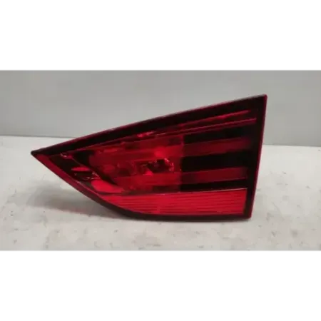 Feu arriere interieur droit bmw x1 e84