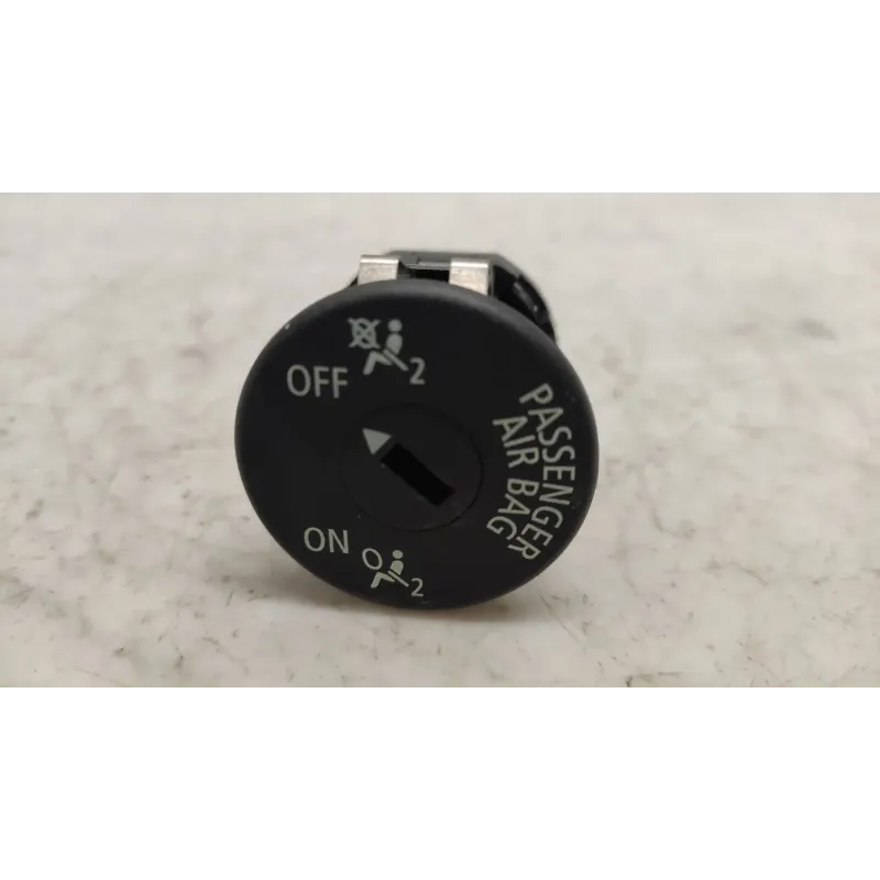 Bouton air bag bmw x1 e84