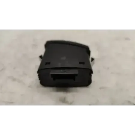 Bouton de warning bmw x1 e84