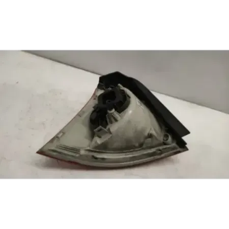 Feu arriere droit volkswagen golf 5 v