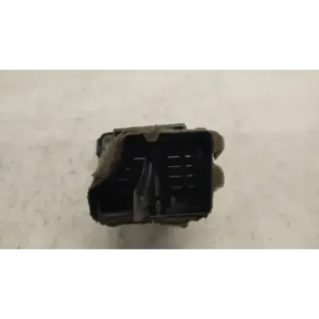 Grille aeration avant gauche volkswagen golf 5 v