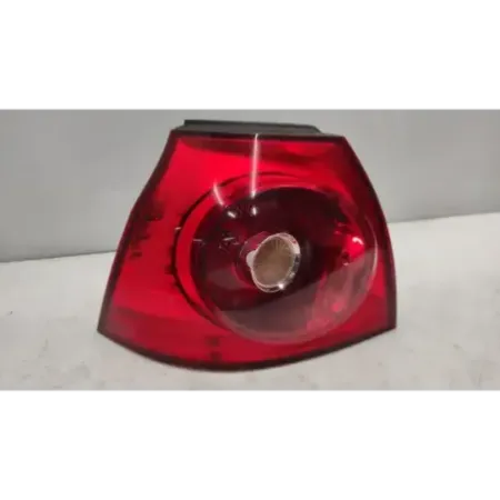 Feu arriere gauche volkswagen golf 5 v