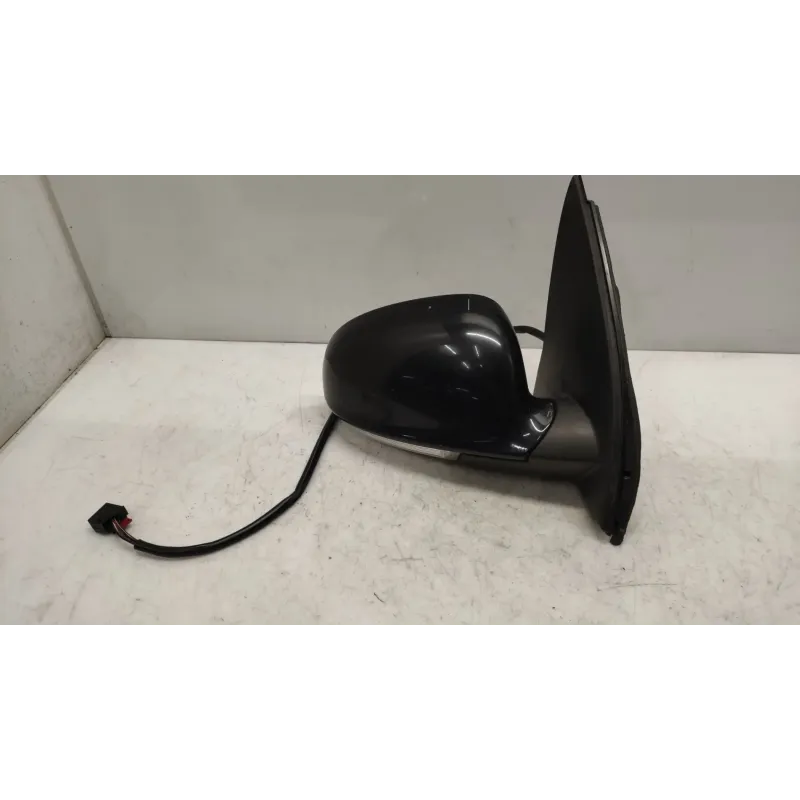 Retroviseur droit volkswagen golf 5 v