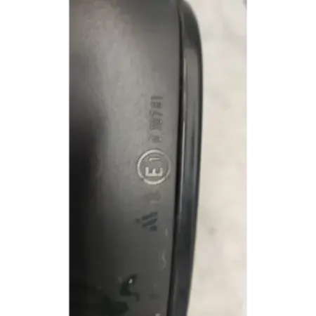 Retroviseur droit volkswagen golf 5 v