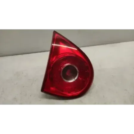 Feu arriere interieur gauche volkswagen golf 5 v