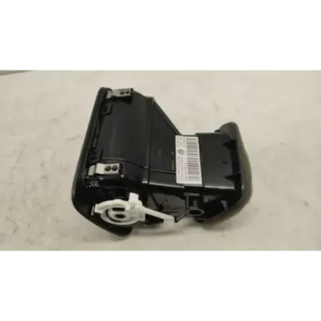 Grille aeration avant droite volkswagen polo 6r/6c v