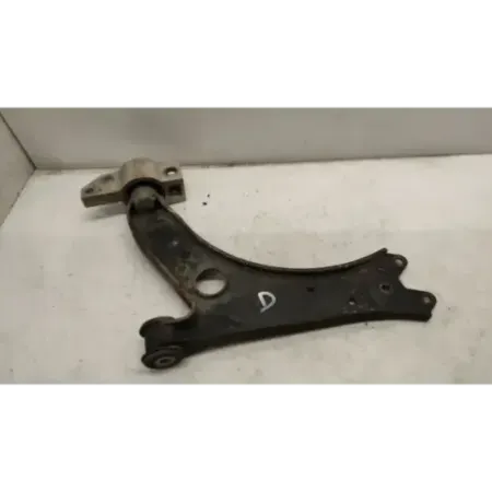 Bras inferieur avant droit volkswagen golf 5 v