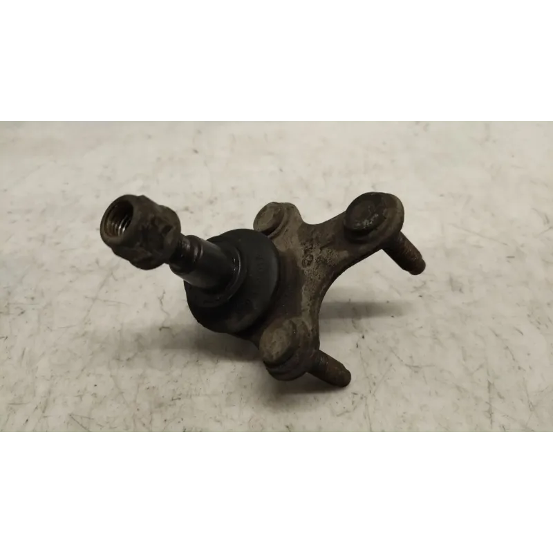 Rotule de bras avant volkswagen golf 5 v