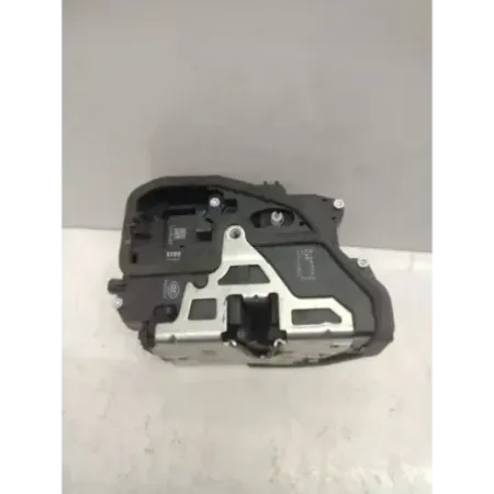 Serrure porte arriere droite bmw x1 e84
