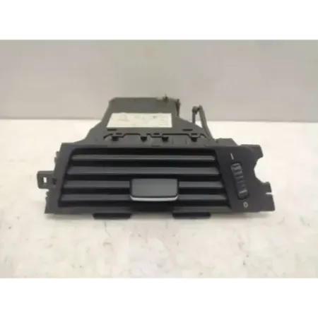 Grille aeration avant droite bmw serie 3 e90/e91