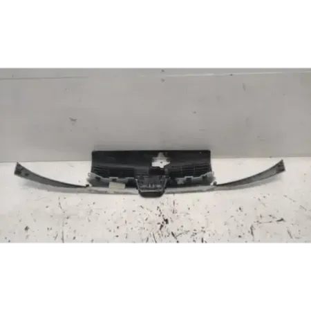 Calandre peugeot 206