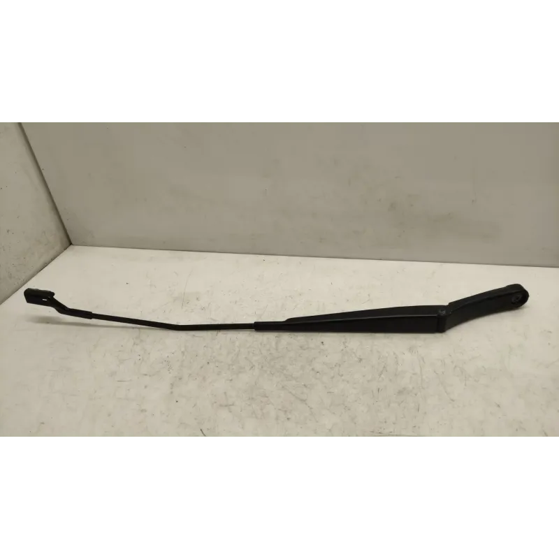 Bras essuie-glace avant droit volkswagen polo 6r/6c v