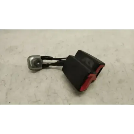 Pretensionneur central arriere volkswagen polo 6r/6c v