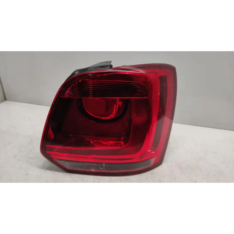 Feu arriere droit volkswagen polo 6r/6c v