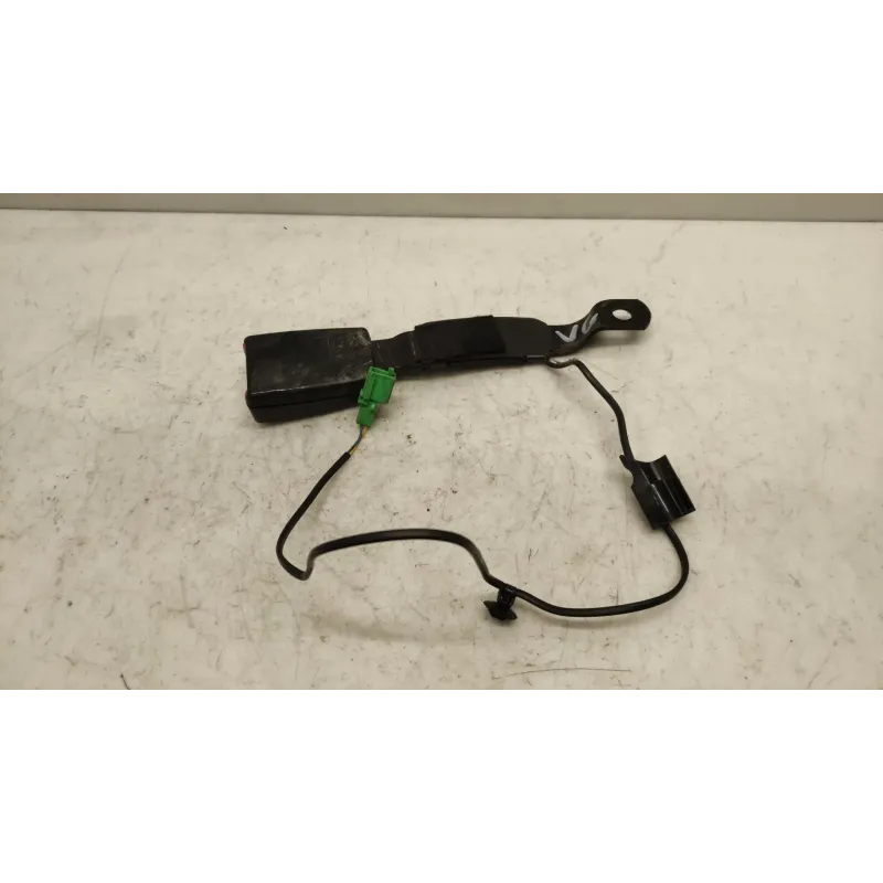 Pretensionneur avant gauche volkswagen polo 6r/6c v