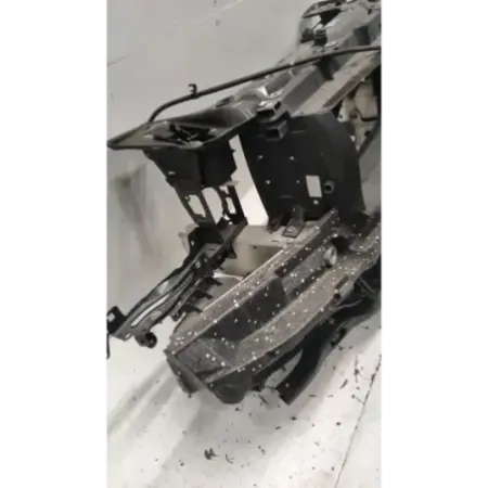 Armature avant bmw serie 1 f20/f21