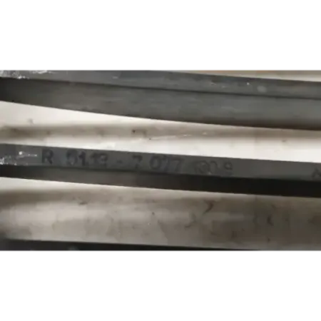 Calandre droit bmw serie 1 e87/e81