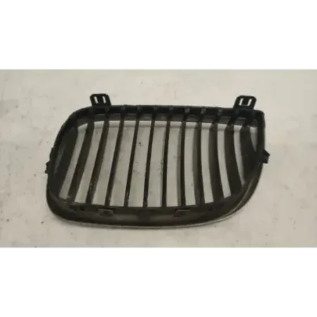 Calandre droit bmw serie 1 e87/e81