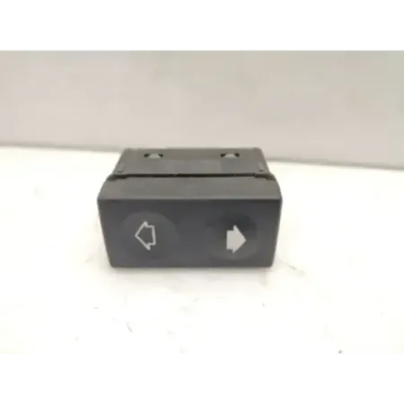 Commande leve-glace porte arriere gauche bmw serie 3 e36