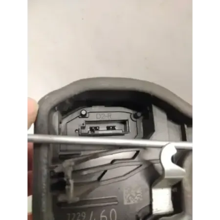 Serrure porte arriere droite bmw serie 1 e87/e81