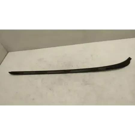 Baguette lateral pare-brise gauche bmw serie 3 e90/e91