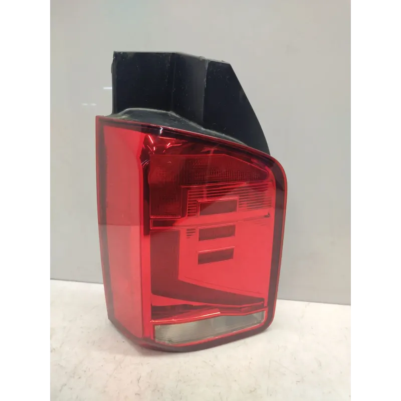 Feu arriere gauche volkswagen t6 transporter