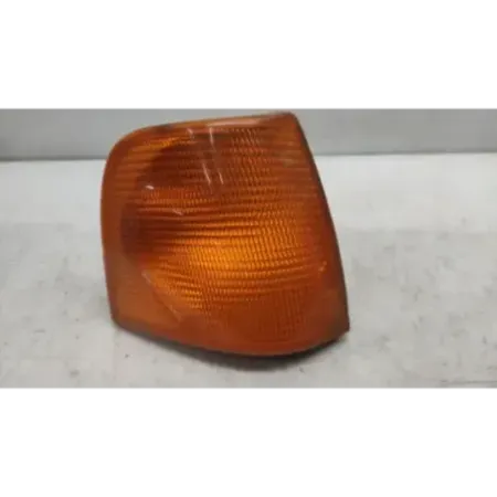Clignotant avant droit audi audi