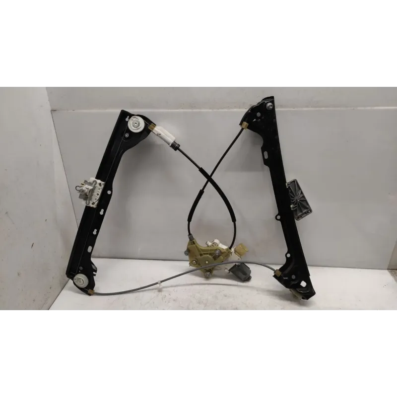 Mecanisme + moteur de leve-glace avant droite bmw serie 3 e92/e93